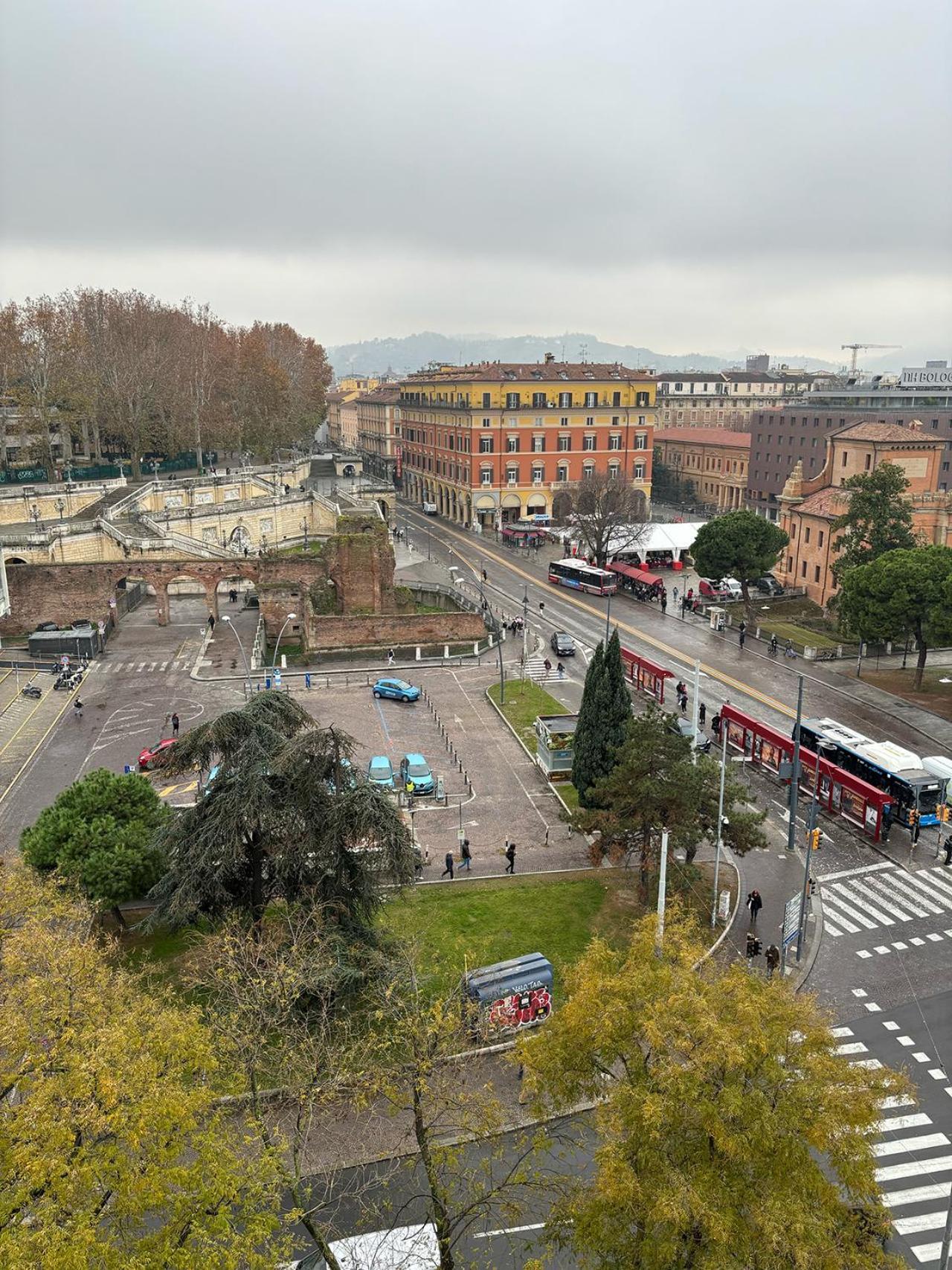 Central Station Suite Bologna — Foto 1